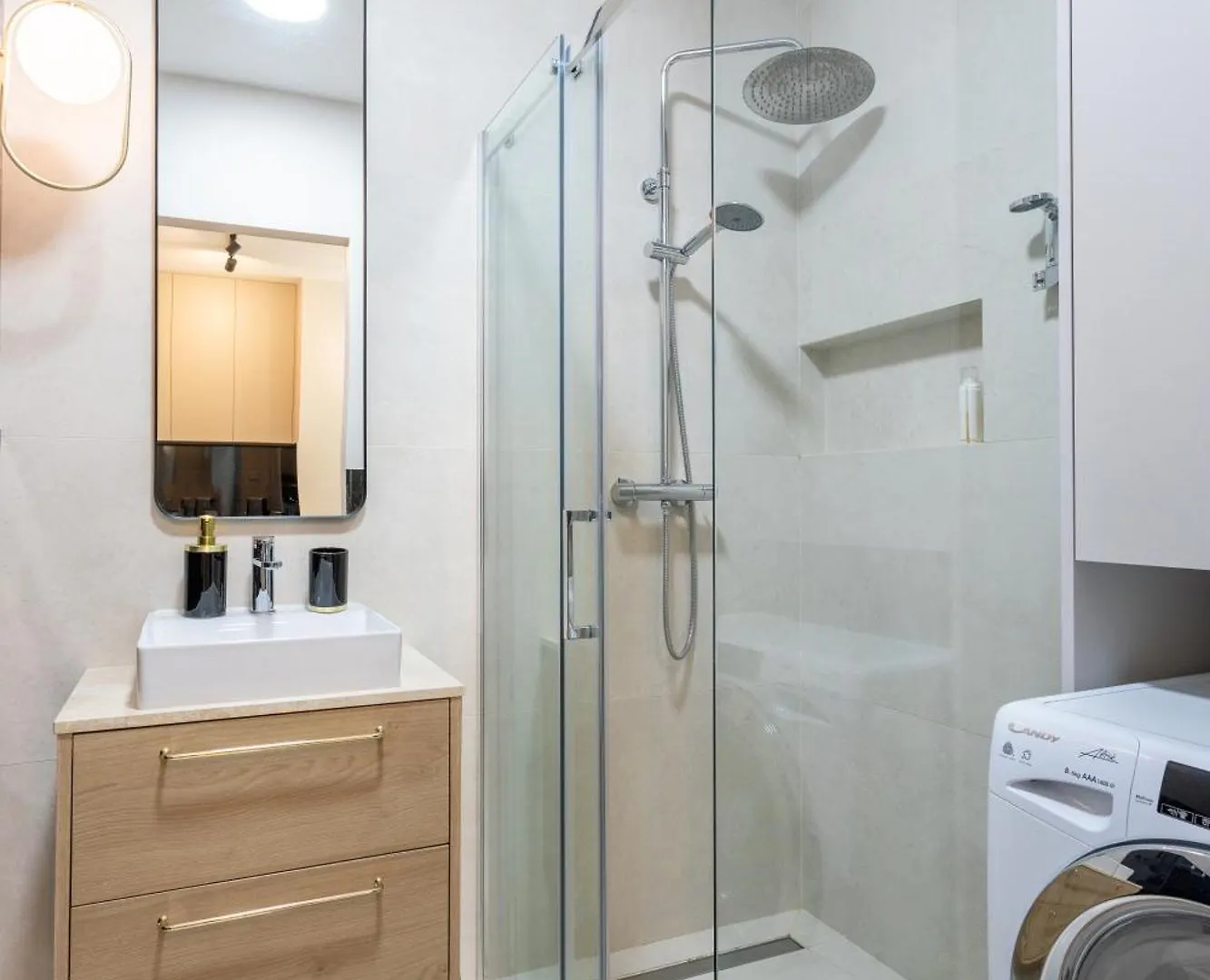 Golden Apartments Warsaw - Luxury Building With Terrace On The Roof - Sienna Str