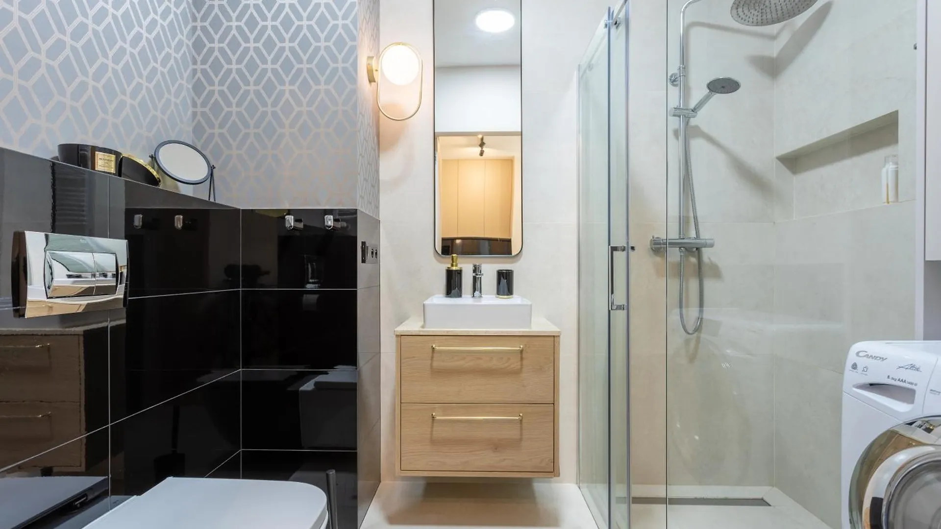 Golden Apartments Warsaw - Luxury Building With Terrace On The Roof - Sienna Str Poland